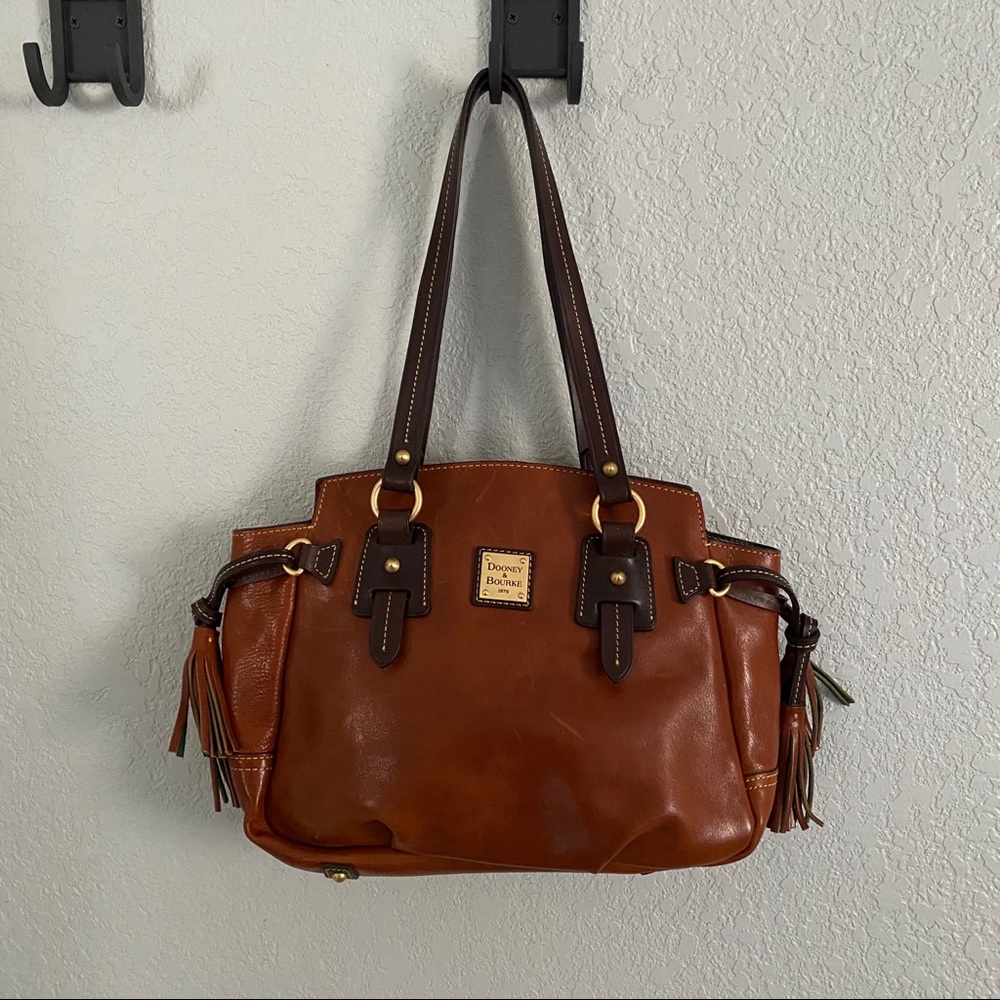 Dooney & Bourke Bag